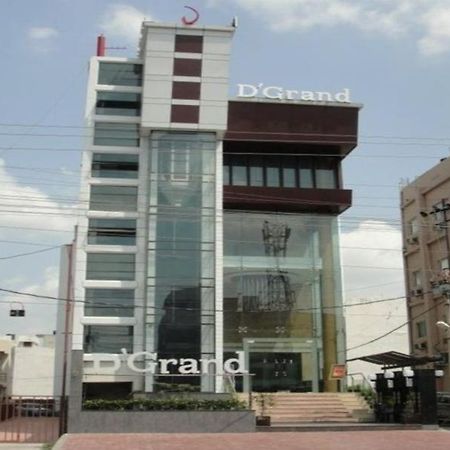 Hotel D'Grand Bareilly Extérieur photo