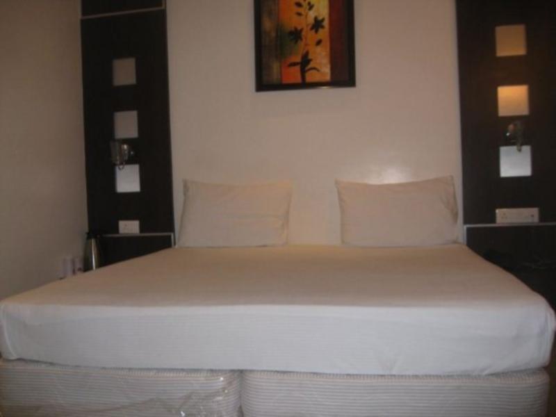 Hotel D'Grand Bareilly Extérieur photo