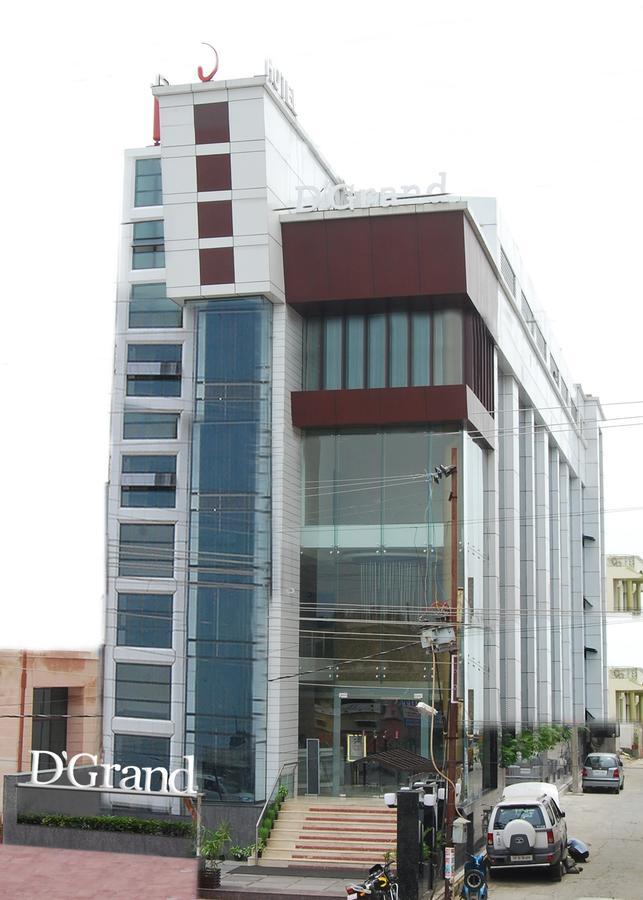 Hotel D'Grand Bareilly Extérieur photo
