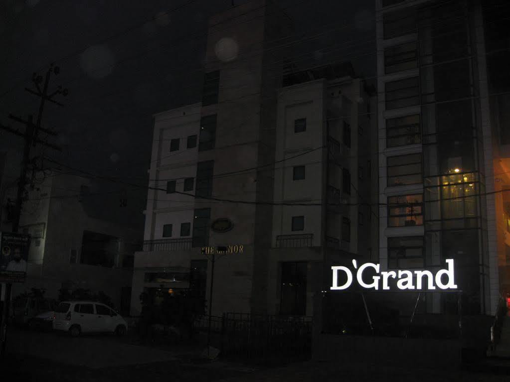 Hotel D'Grand Bareilly Extérieur photo
